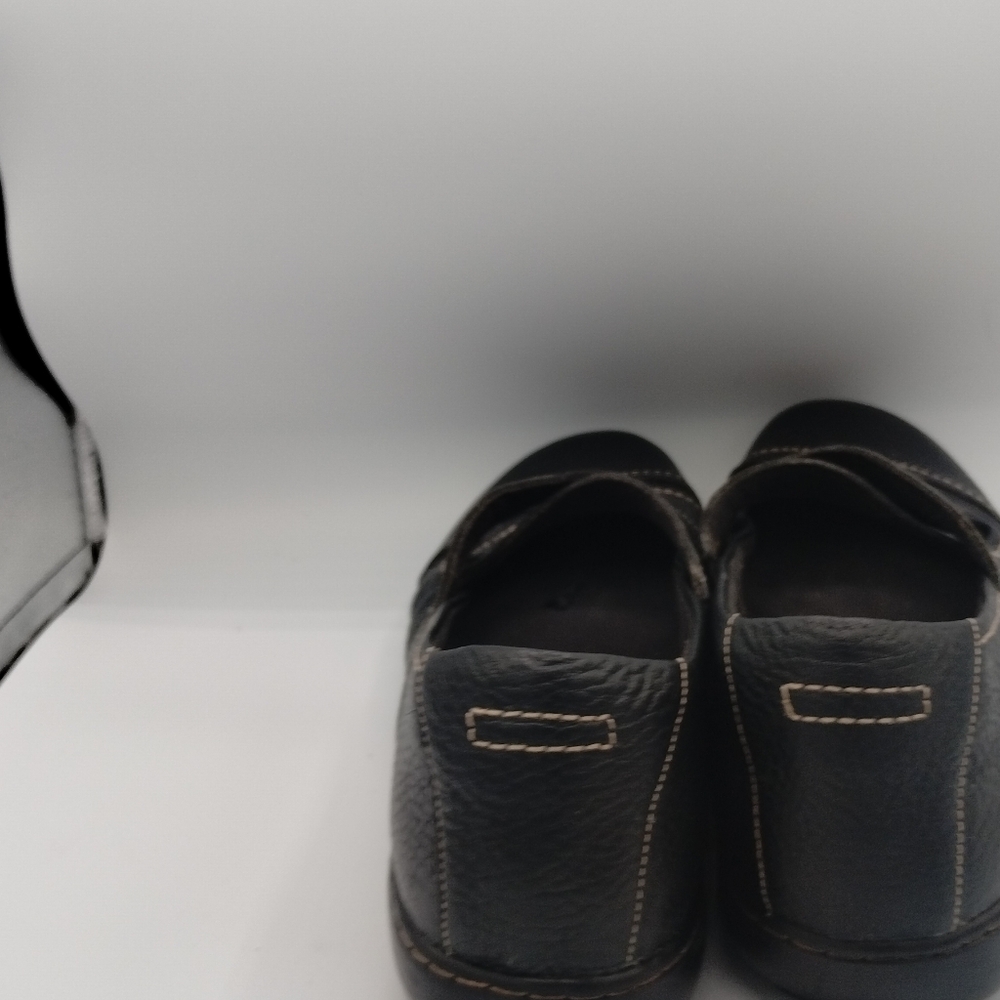 Clarks bendables, women's black flats, size 11 M - Picture 5 of 12